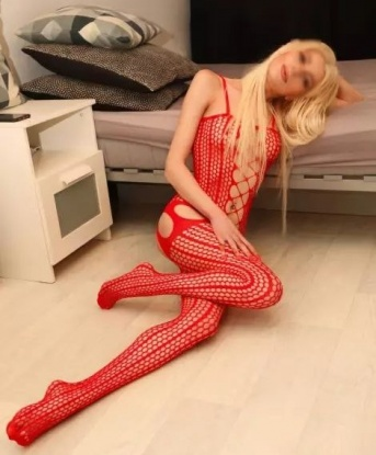Инна, 27 лет, 2 размер груди